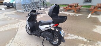 Aprilia Sportcity 200 - 10