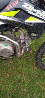 Motorka pitbike Stomp Z3 140 - 10