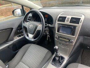 Toyota Avensis 2.2d 110kw 2x alu navigace dig.klima mult.vol - 10