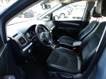 Volkswagen Sharan 2,0 TDI 130kW BMT Highline PANORAMA - 10