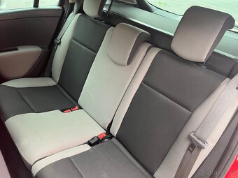 Renault Clio kombi 1.2 16V 2010 - 10