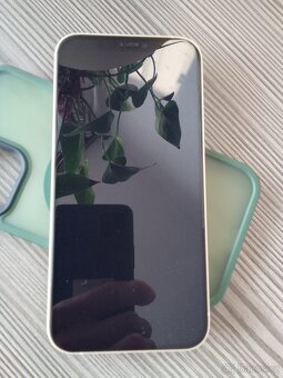 Prodám Apple 12 64GB-White -Krásný Stav - 10