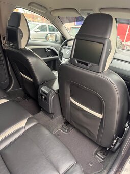 Volvo V70 2.4 D5 158kw R-design AWD automat - 10
