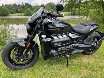 Triumph Rocket 3 R STORM 2024 - 10