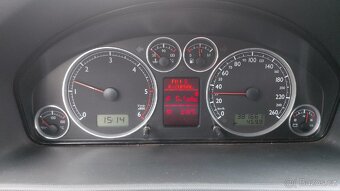 REZERVACE-Volkswagen Sharan 1.9TDi 85kW 4x4 r.v.2008 - 10