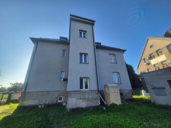 ---- Bytový dům 6 bytu 3 garáže Ostrava ---- - 10