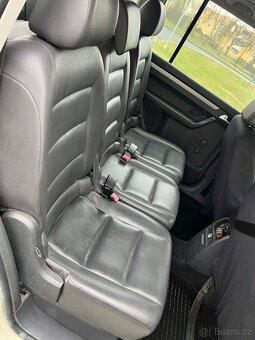 Volkswagen Touran - 10