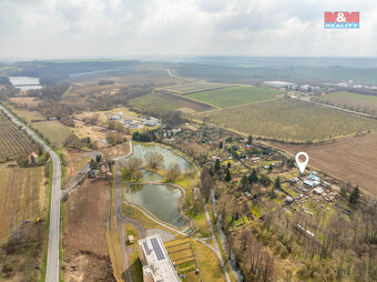 Prodej chaty 12 m² na  pozemku o rozloze 556 m², Slaný - 10