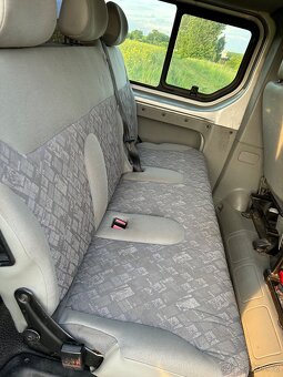 Opel Vivaro 1.9 DTI 74kw, 6 míst - 10