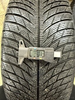 Originální ALU kola audi 5x112 r18 zimní pneu 7mm - 10