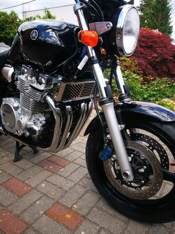 Yamaha XJR 1300 - 10