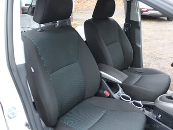 Toyota Verso - 10