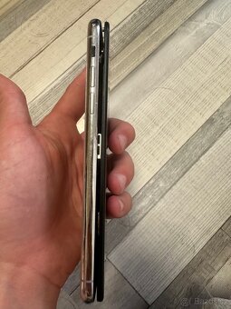 Prodám náhradní díly iPhone X - 10