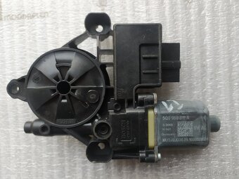 Motorek stahovaní oken Škoda Octavia 3  Rapid VW Golf 7 - 10