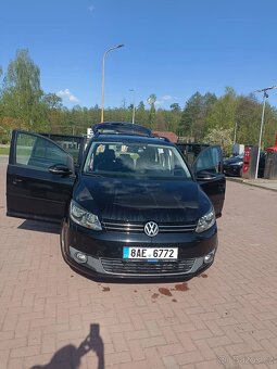 Volkswagen Touran R.V.2011 2.0.TDI 103 KW - 10