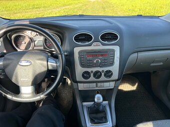 Ford Focus - 10