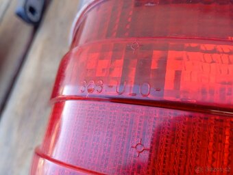 Zadní světla na Mercedes Benz S124, kombi. AMG? - 10