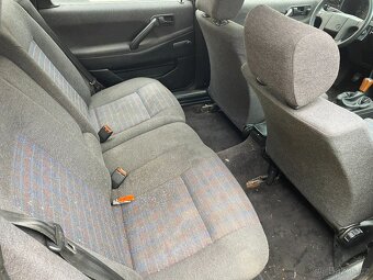 Volkswagen Passat GT B3 1.6TD 59kW rok 1991 Náhradní díly - 10