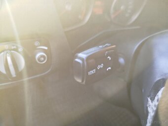 Ford Mondeo 2.0i 107kw - 10