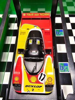 Porsche 962C Shell Porsche AG #17 24h LeMans 1988 1:18 Norev - 10