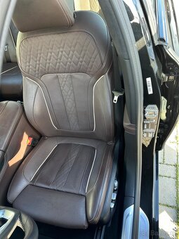 BMW 730d 286PS Ťažné Webasto VyhrievVolant VentilovaneSed - 10