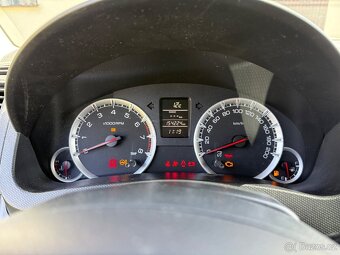 Suzuki Swift - 10