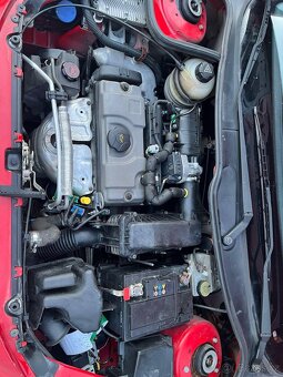 Peugeot 206+ 1,4i MT5, r. 2010 - 10