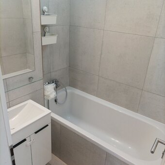 Pronájem bytu 3+1 • 64 m² , Na Hraničkách, Uherské Hradiště - 10