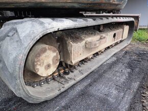 8t rypadlo pásové guma Hyundai Robex 80 - 10
