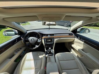Škoda Superb combi - 10