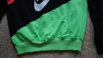 Panska velmi zachovala mikina značky Nike - 10