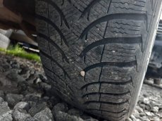 Mazda 3 2003 - dily z vozu - 10