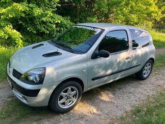 Renault Clio 1.2 16V - 10
