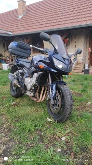 Yamaha FZ1 FAZER - 10