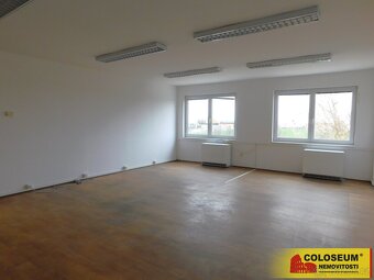 Těšetice, pronájem kanceláří 22 m2, kuchyňka – komerce - 10