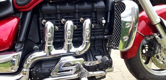 Triumph rocket 3 - 10
