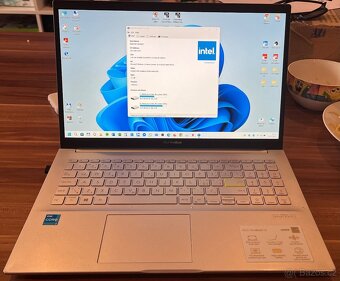 ASUS VivoBook K513E - 10