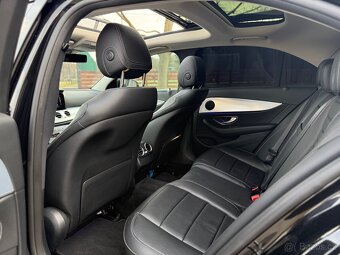 MERCEDES BENZ E-class w213 top stav E220d 2020rok - 10