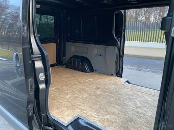 RENAULT TRAFIC 2.0DCI 84KW LONG 2X ŠOUPAČKY R.V.2013 - 10