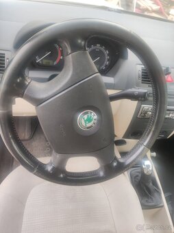 Škoda Fabia 1.2 HTP, r.v. 2005, STK do 2/2027, manuál - 10