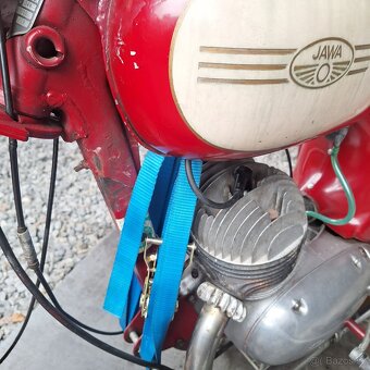 Jawa panelka 350 - 10