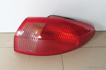Zadní světla Alfa Romeo 147 - 10