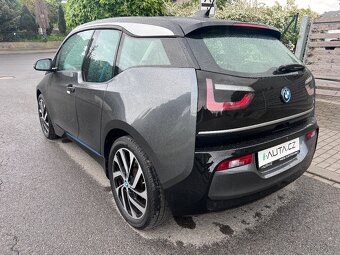 BMW i3 120Ah SOH 97% 09/2021 39461KM TOP VÝBAVA KEYLESS ŠÍBR - 10