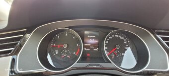 Volkswagen  Passat 2,0 TDi Highline sedan - 10