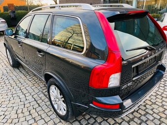 Volvo XC90 2.4D5 4x4 AUT NAVI SENZORY VÝHŘEV SERVISKA - 10