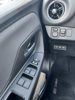 Toyota Yaris 1,5 hybrid GR SPORT - 10