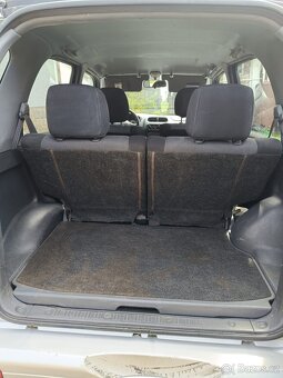 Prodám Daihatsu Terios, r.v. 2005, 63 kW, 4x4, černá - 10