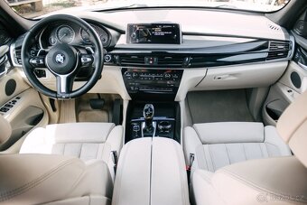 BMW X5 xDrive50i A/T - 10
