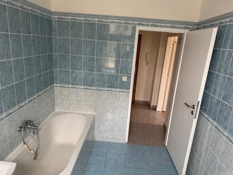 Byt 1+kk, Nádražní 261 / Zákupy (po rekonstrukci) - pronájem - 10