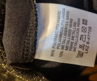 Elastické šaty vhodné i na ples. - 10